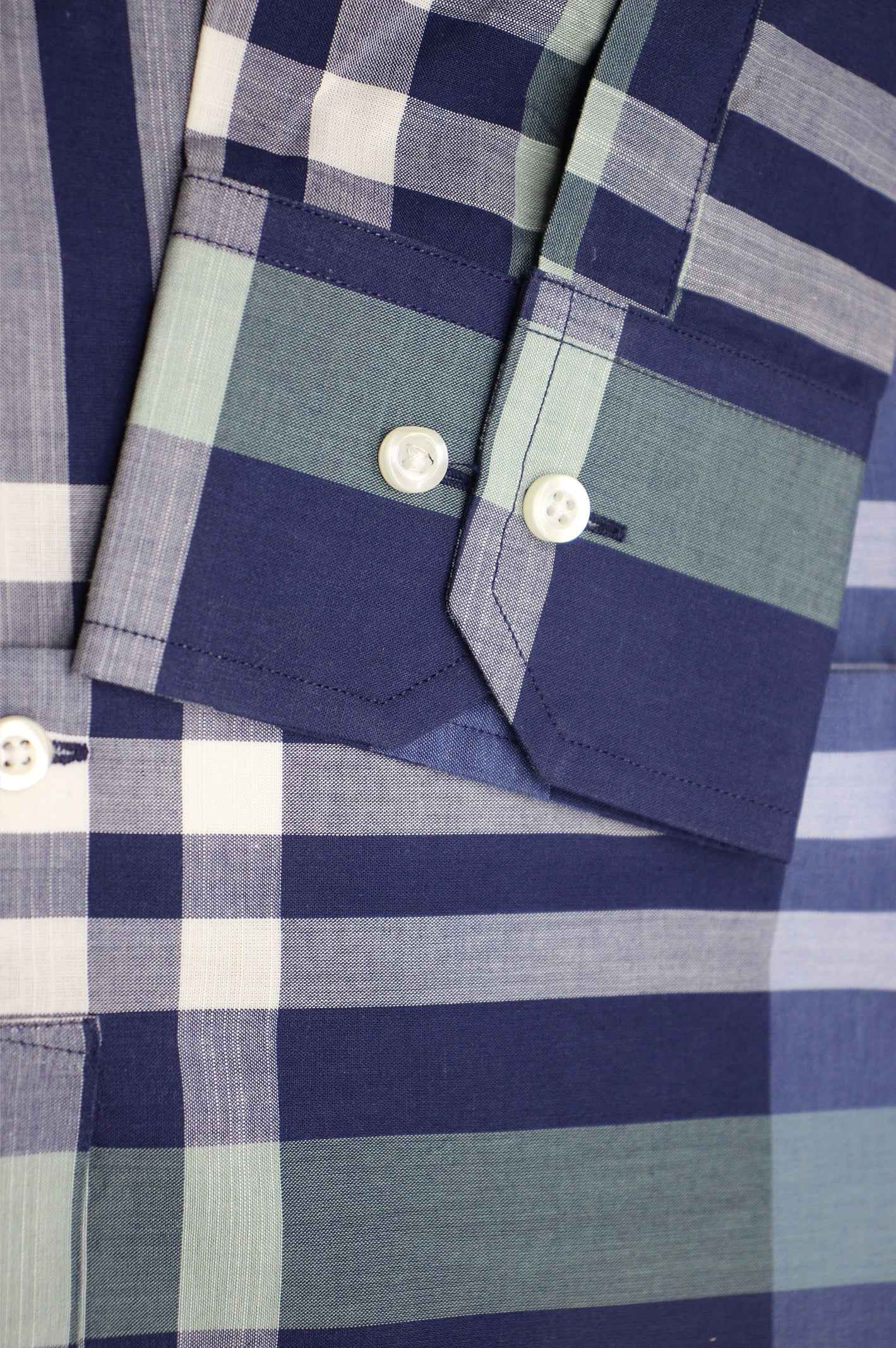 Execuitve Suiting Dress Shirt (LT4-FRC5-A-608)