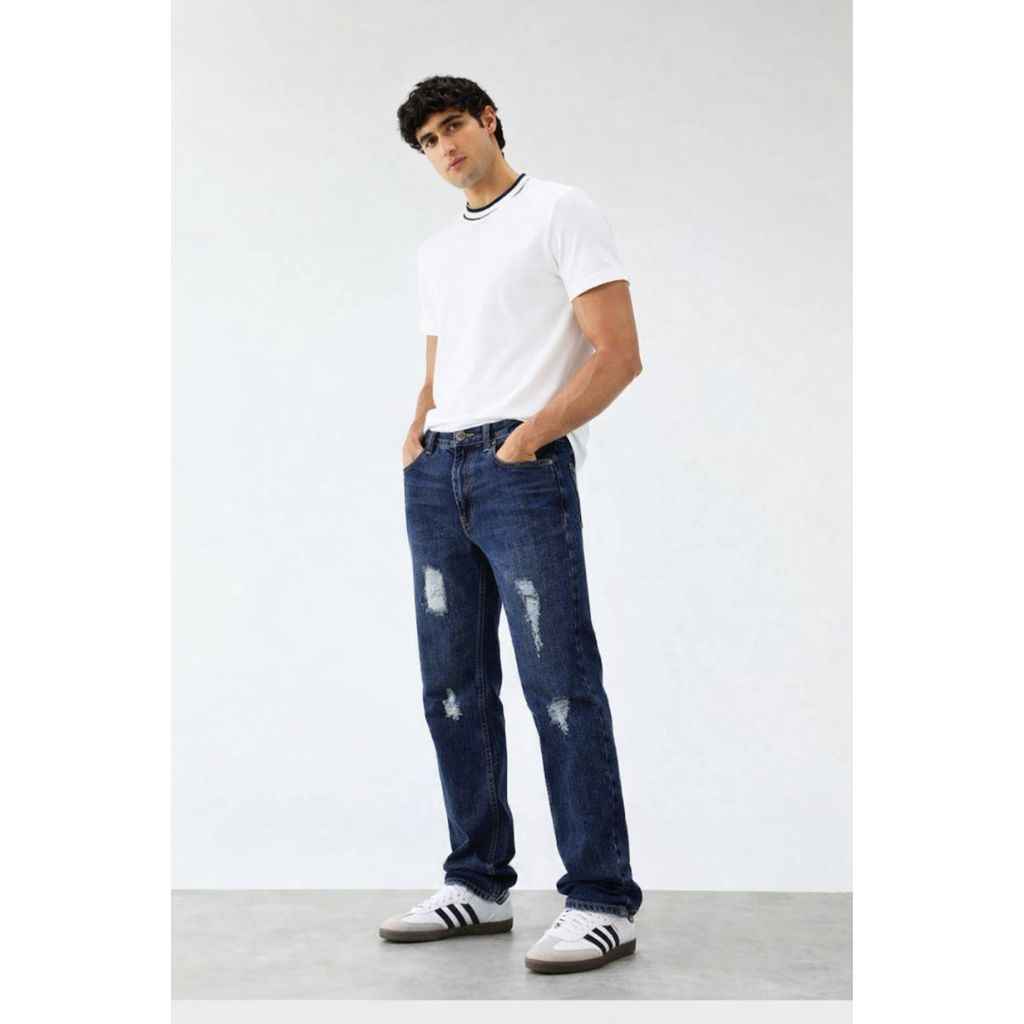 Mens Slim Fit Damaged Style Denim Jeans (A-3982)