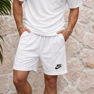 White Two Quarter Short (A-4517)
